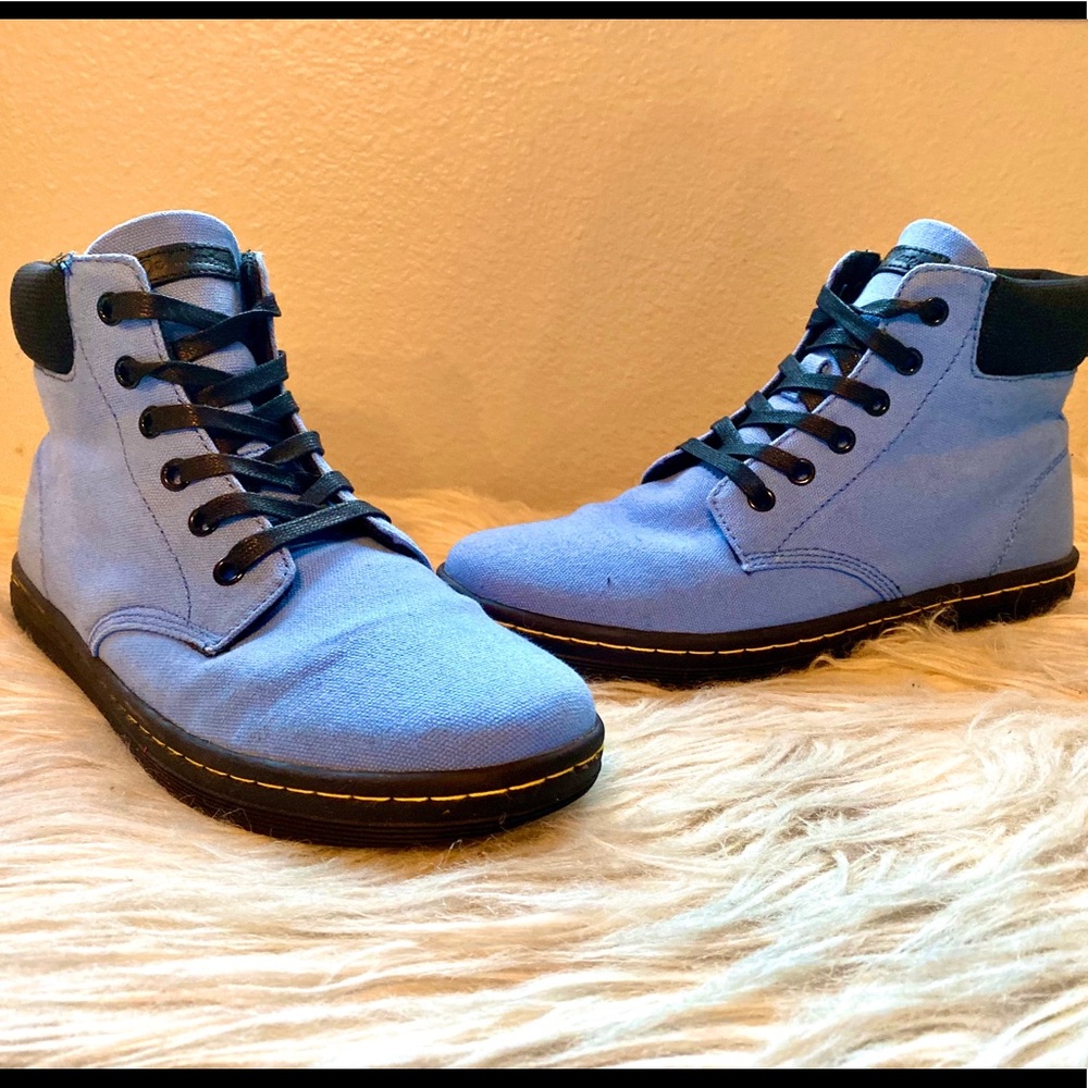 Dr. Martens Maely AirWair Boot Size 9